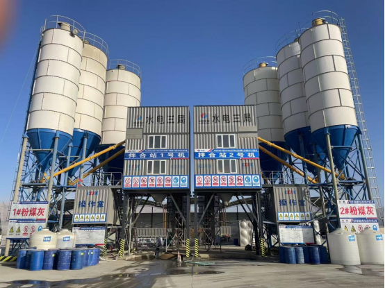 水电三局乌恰水库HZS90集装箱混凝土搅拌站